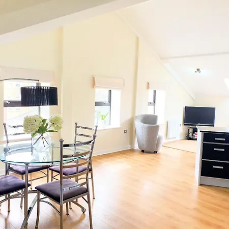 Apartman The Penthouse At Regent House Light And Airy Floor With Lift Access 1 Bedroom En-suite Luxury Ultra Location *