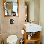 Apartment The Penthouse At Regent House Light And Airy Floor With Lift Access 1 Bedroom En-suite Luxury Ultra Location *
